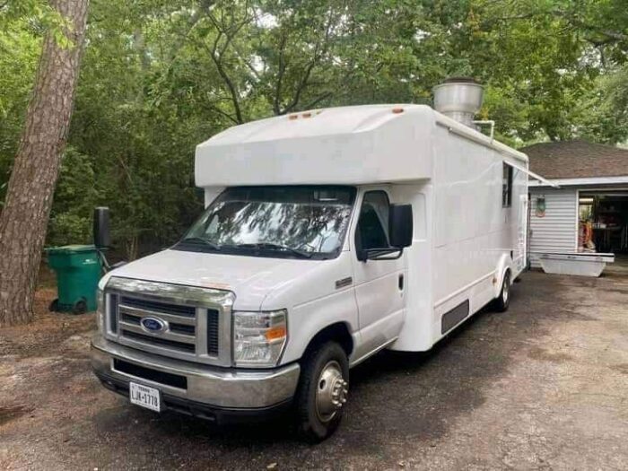 2017 Ford E450 80mph - Image 1